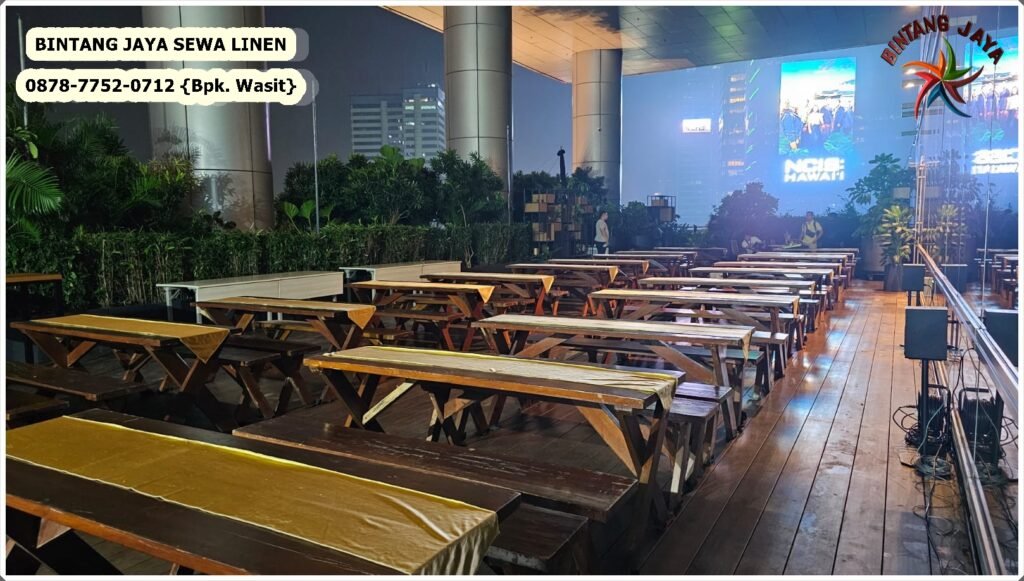 Pusat Sewa Meja Kayu Terlaris Untuk Event Outdoor Jakarta